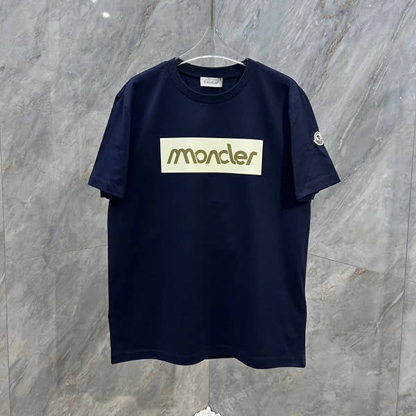 モンクレール エンボスロゴ コットン Tシャツ コピー 半袖 3色 8c0005